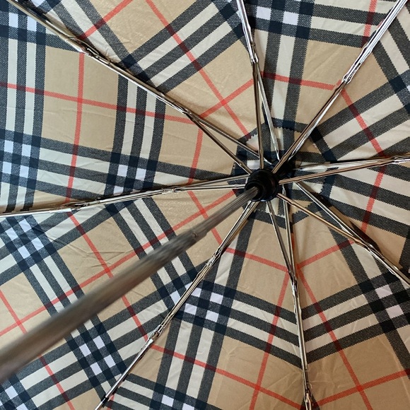 Vintage Burberrys umbrella and scarf bundle - Picture 6 of 14